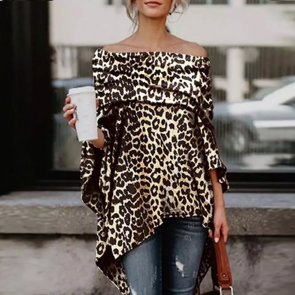 Chic Nation Tops - ☮️☮️☮️☮️

 Leopard Animal top poncho